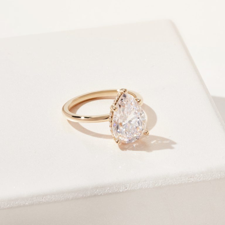 How do you wear a Pear Shaped Diamond Ring